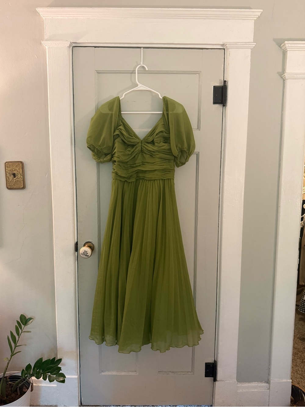 Abercrombie & Fitch Olive Green Puff-Sleeve Chiffon Dress